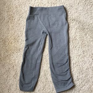 Ivivva Capris Leggings